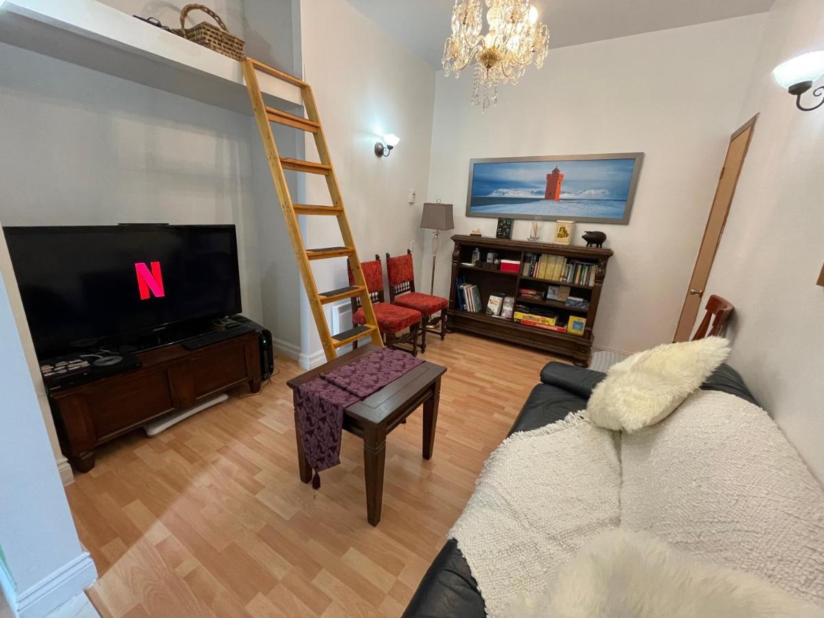 Chambres El Mediterraneo Rooms Montréal Eksteriør bilde