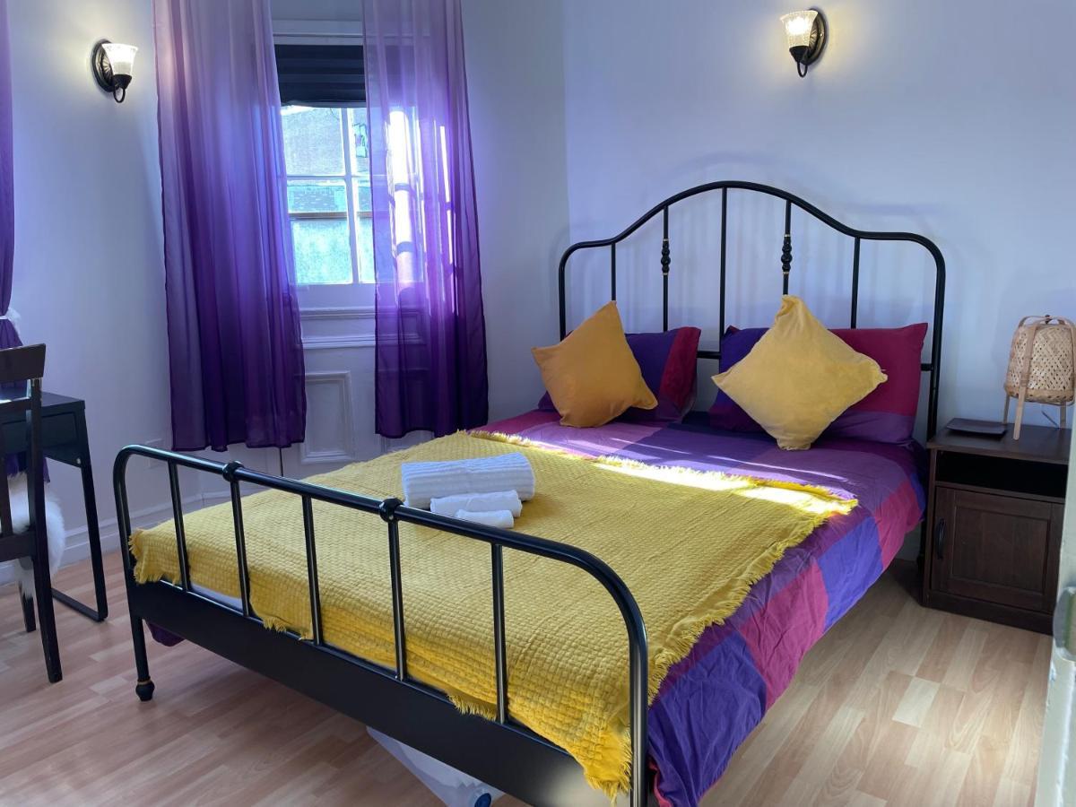 Chambres El Mediterraneo Rooms Montréal Eksteriør bilde