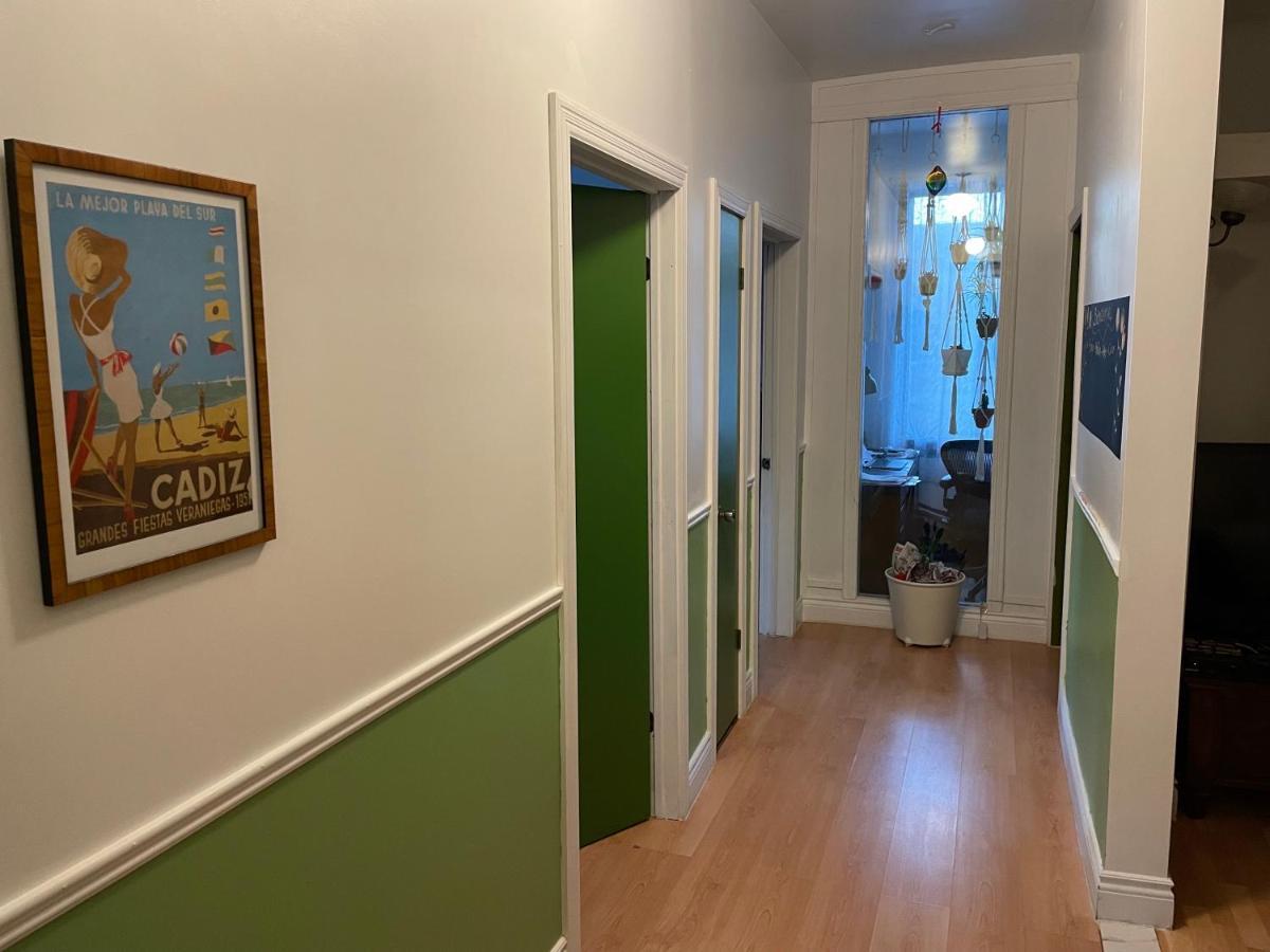 Chambres El Mediterraneo Rooms Montréal Eksteriør bilde